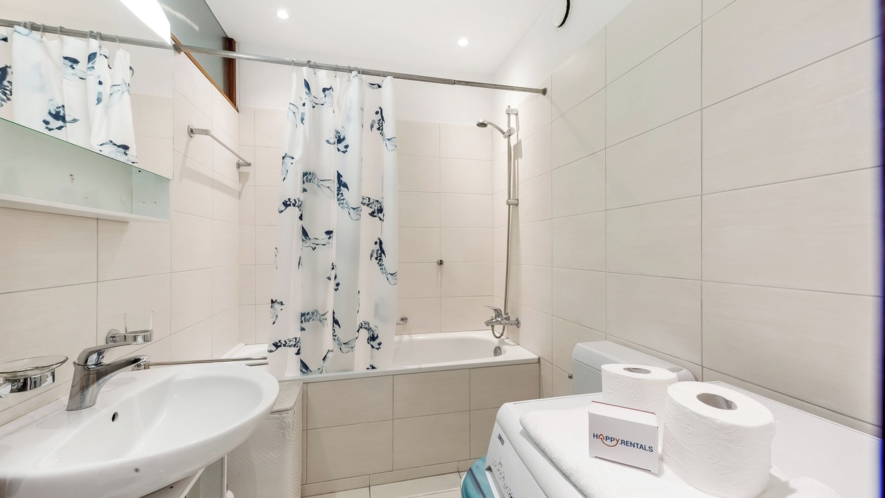 Photo of Bathroom in Melide