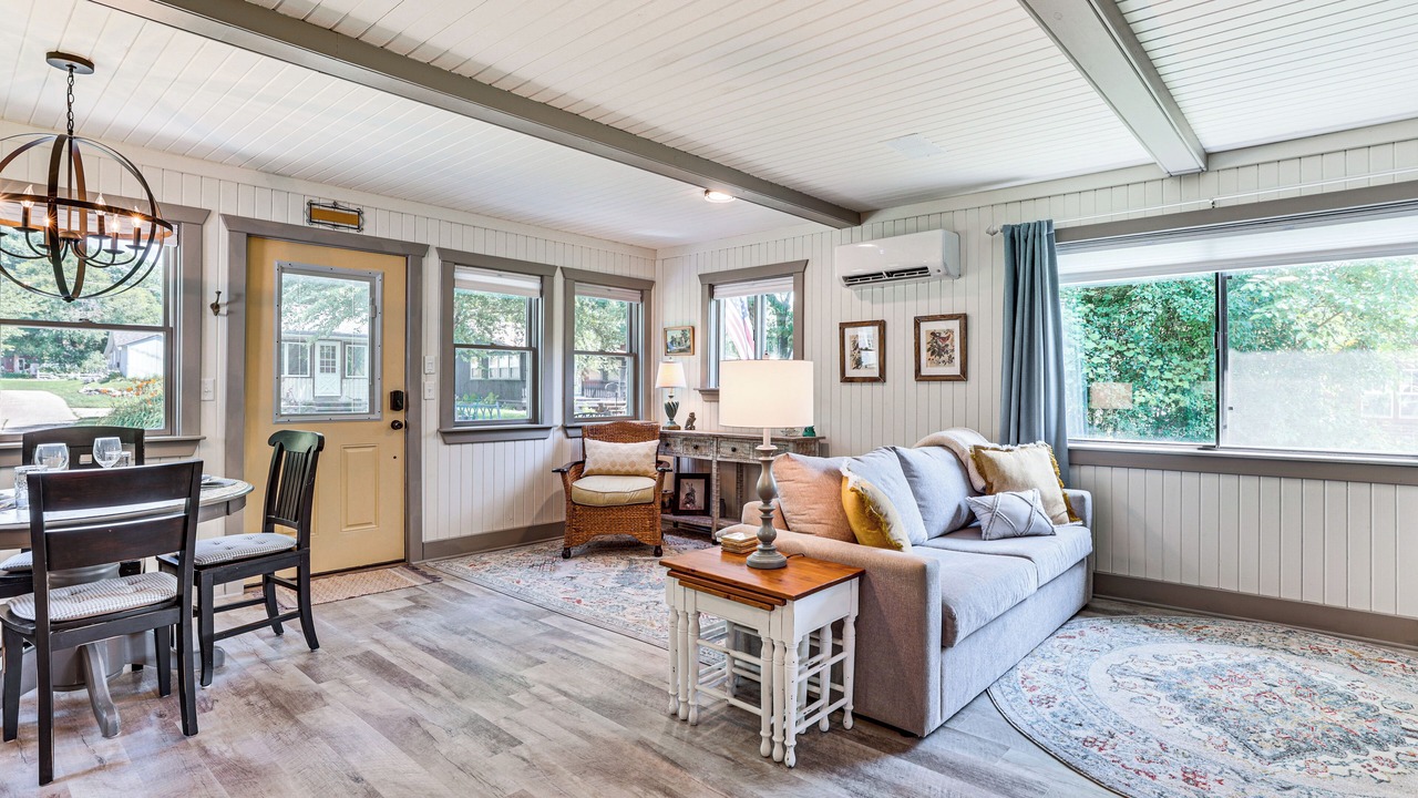 Photo of Livingroom in Cambridge