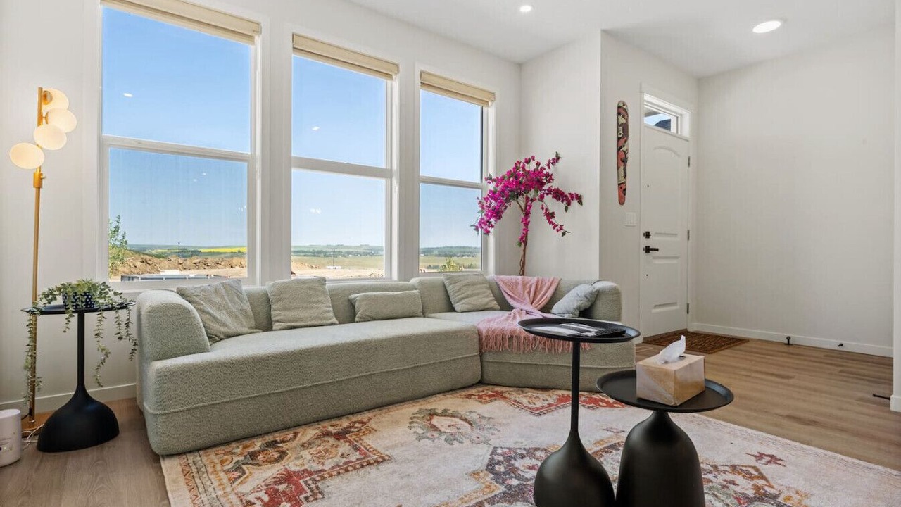 Photo of Livingroom in Calgary
