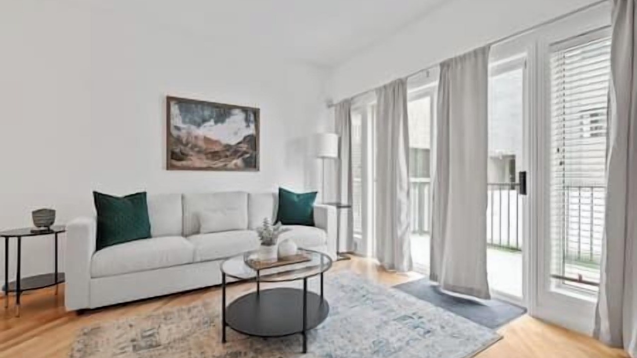 Photo of Livingroom in Marda Loop