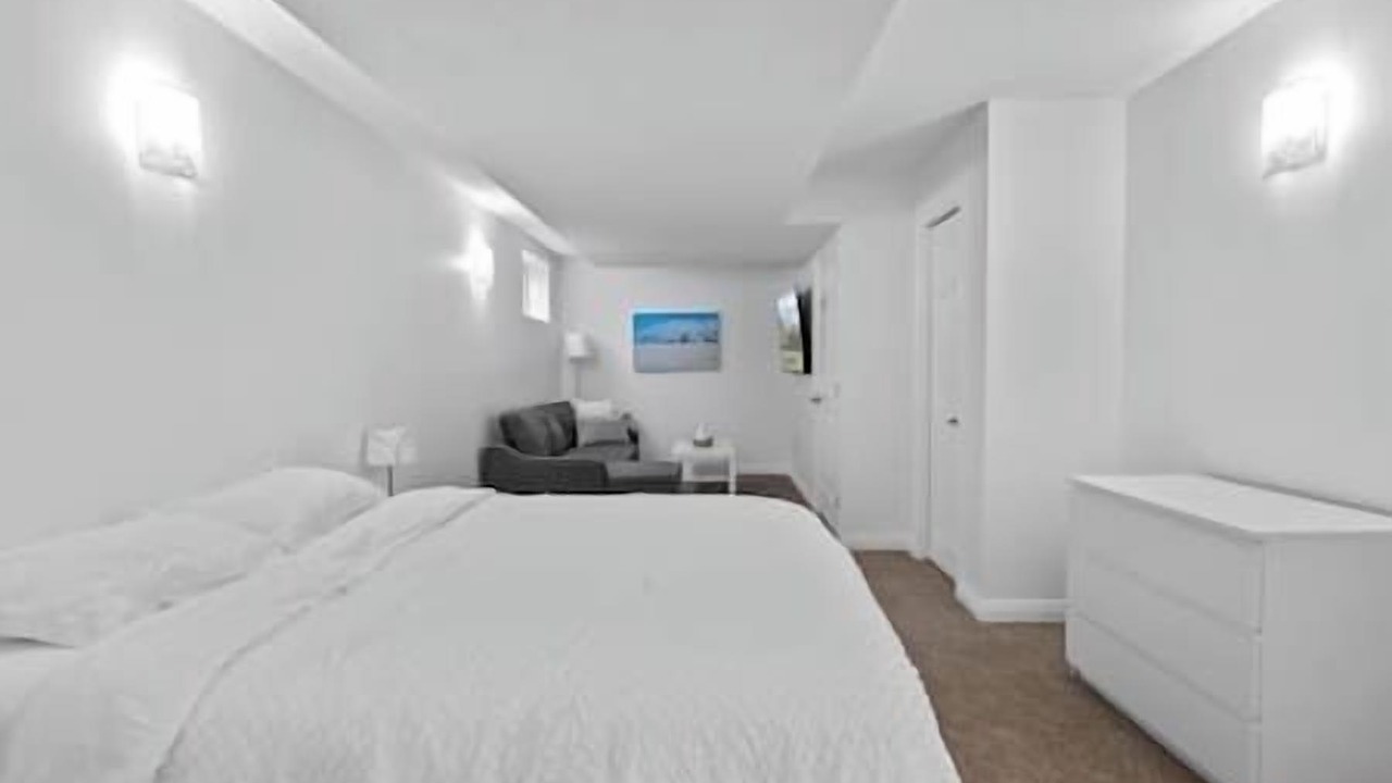 Photo of Bedroom in Marda Loop