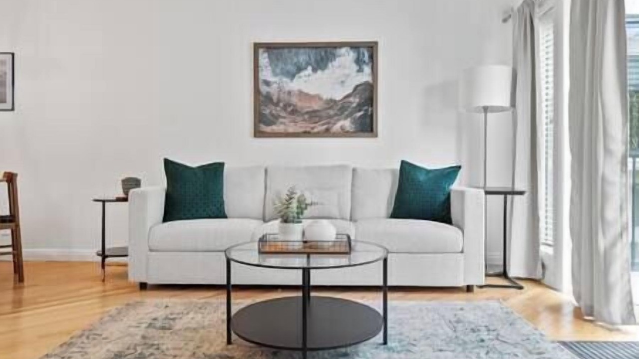 Photo of Livingroom in Marda Loop