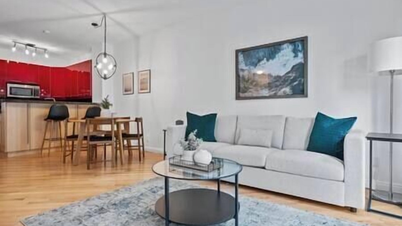 Photo of Livingroom in Marda Loop
