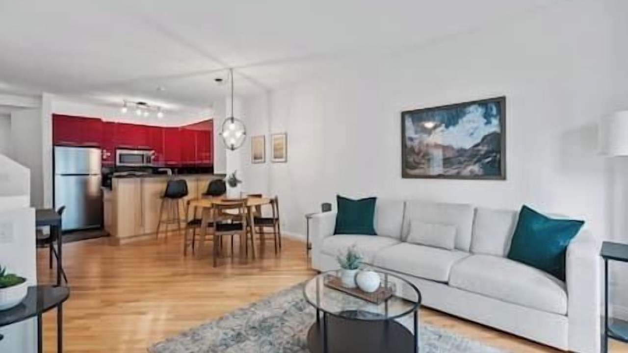 Photo of Livingroom in Marda Loop