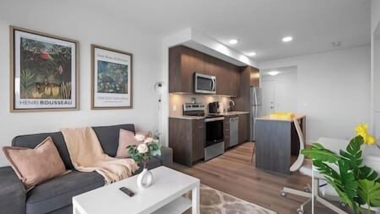Photo of Livingroom in Crescent Heights