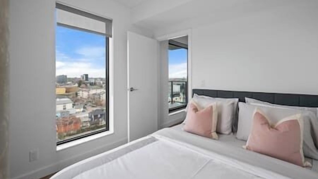 Photo of Bedroom in Crescent Heights