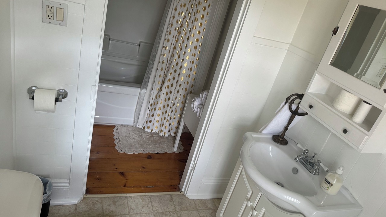 Photo of Bathroom in Port Elgin