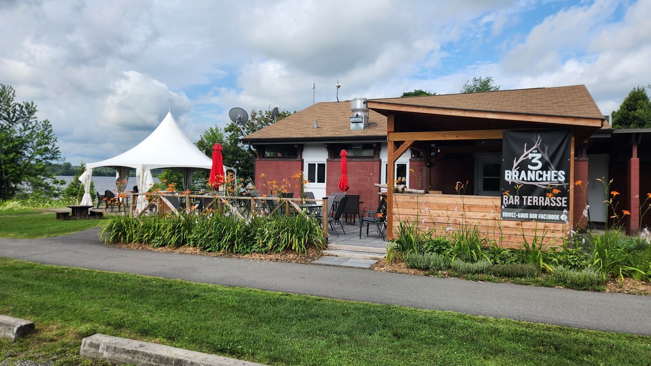 Photo of Outdoor in Brownsburg-Chatham