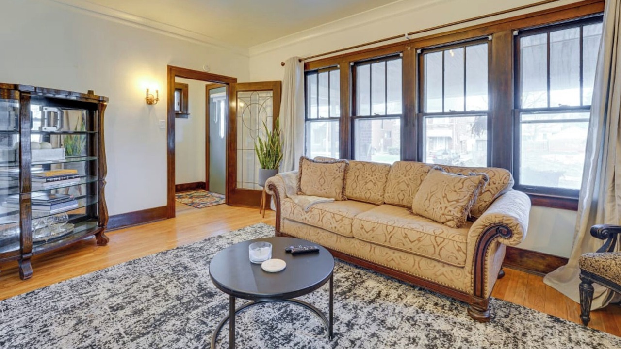 Photo of Livingroom in Grosse Pointe