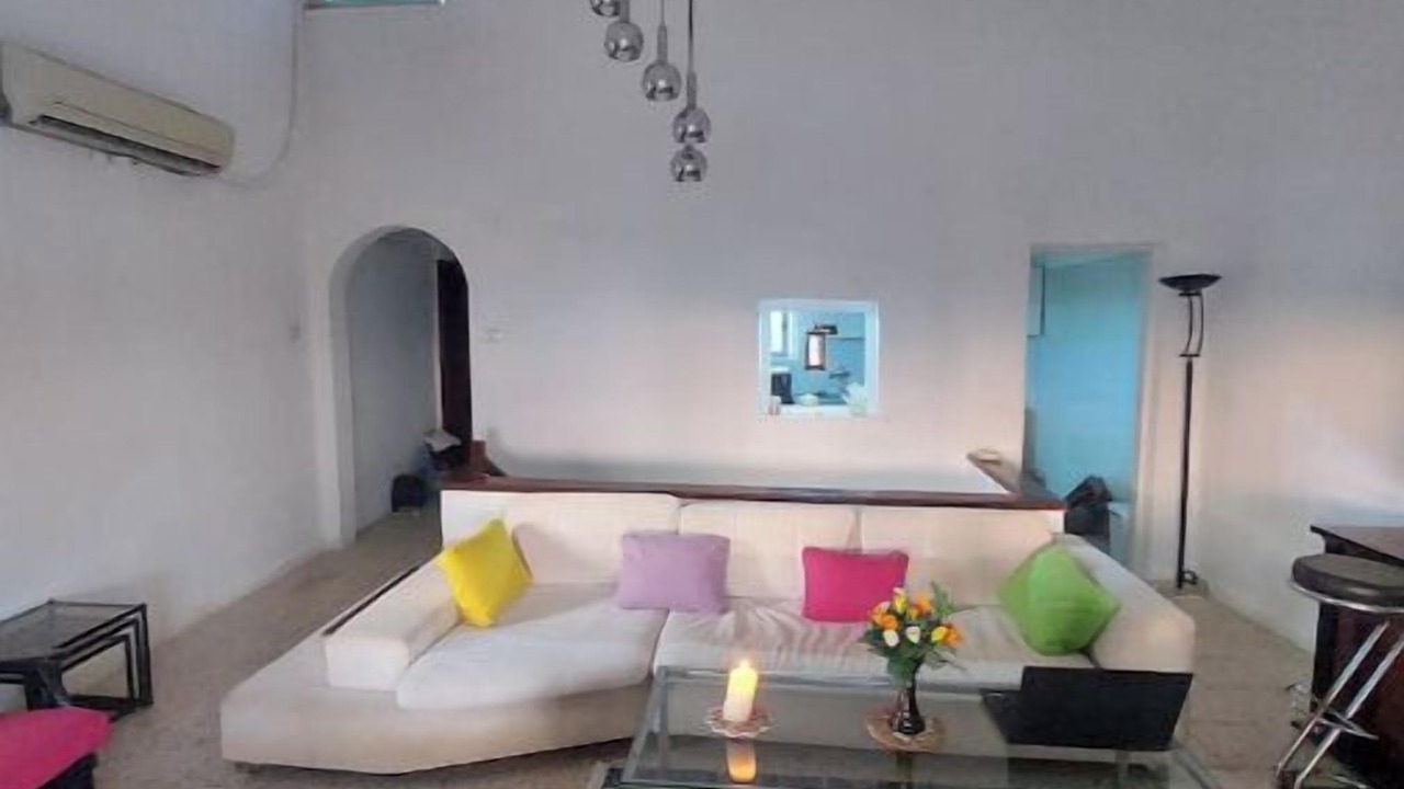 Photo of Livingroom in Karaoz