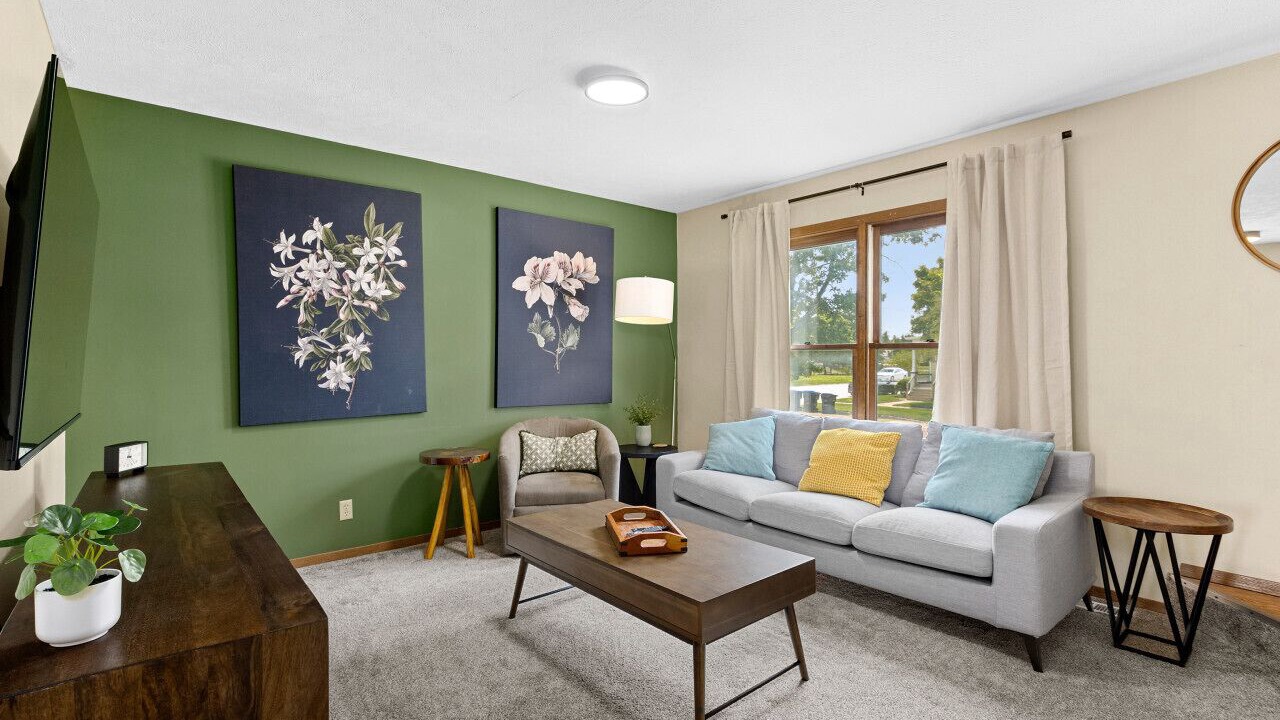 Photo of Livingroom in Bloomington