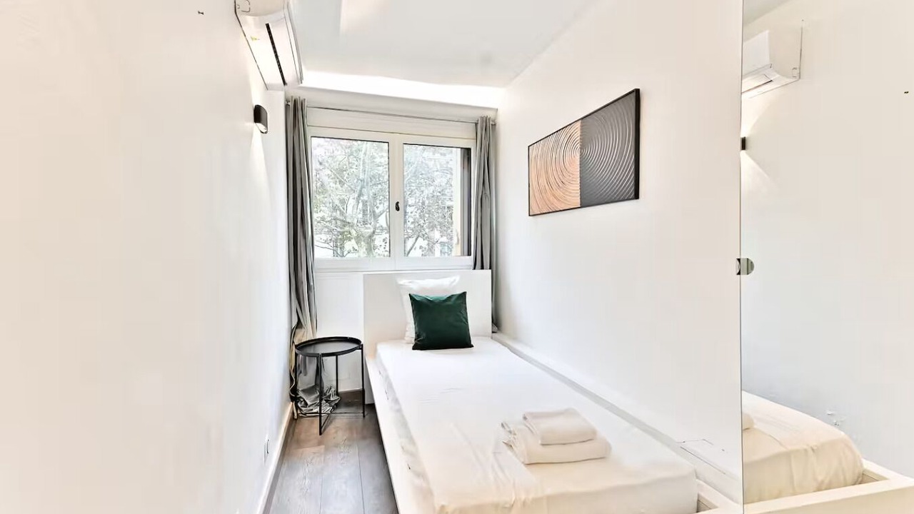 Photo of Bedroom in Combat