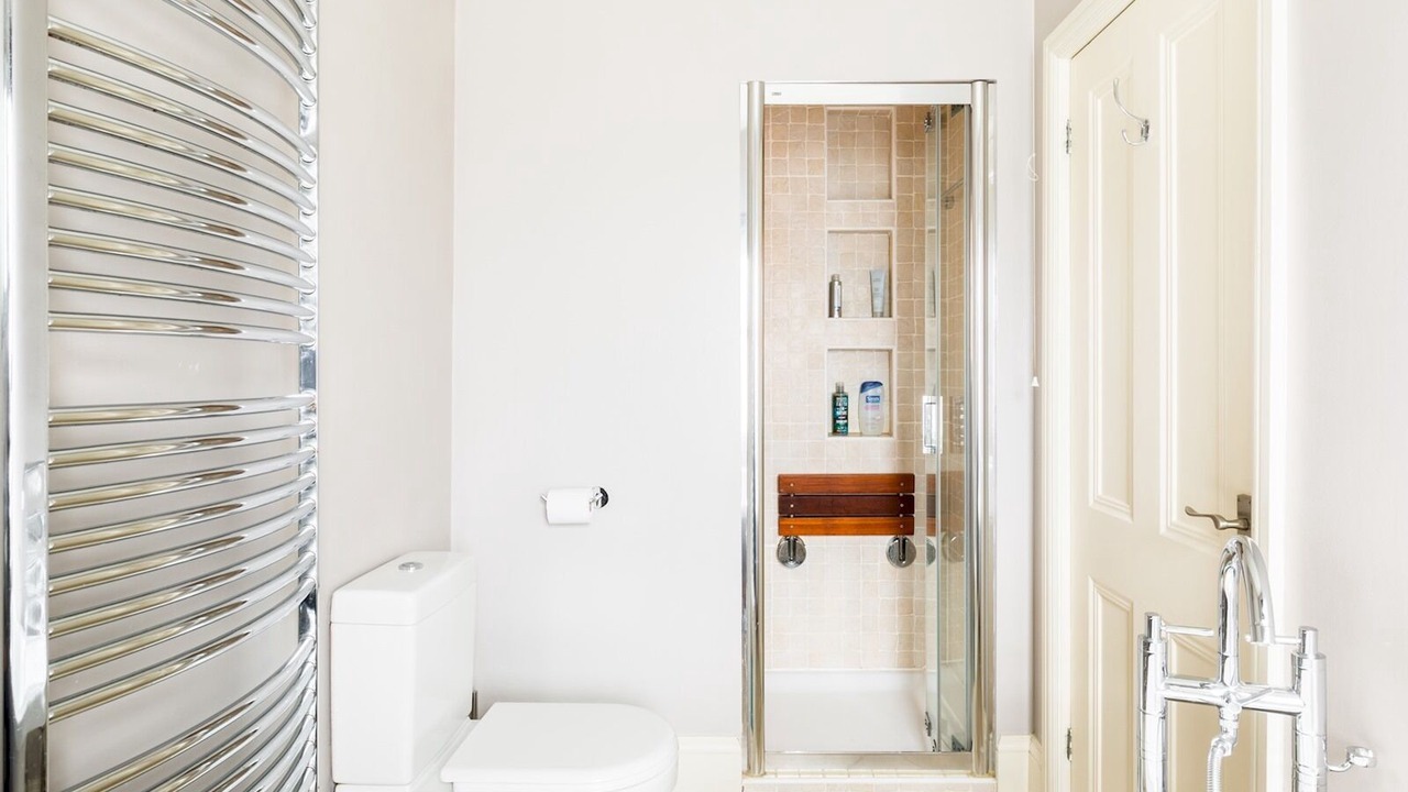 Photo of Bathroom in Kenilworth