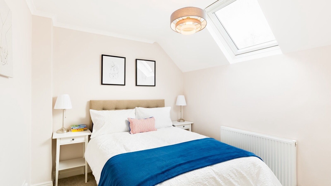 Photo of Bedroom in Leamington Spa