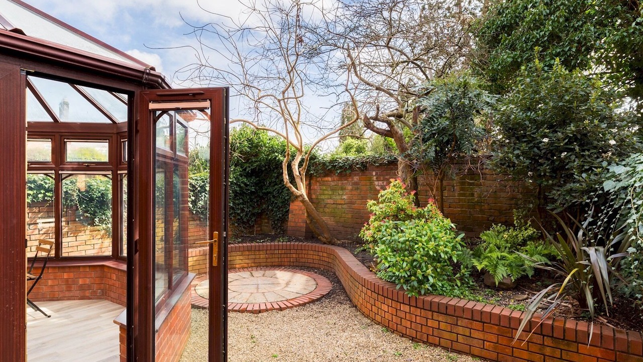 Photo of Patio Balcony in Leamington Spa