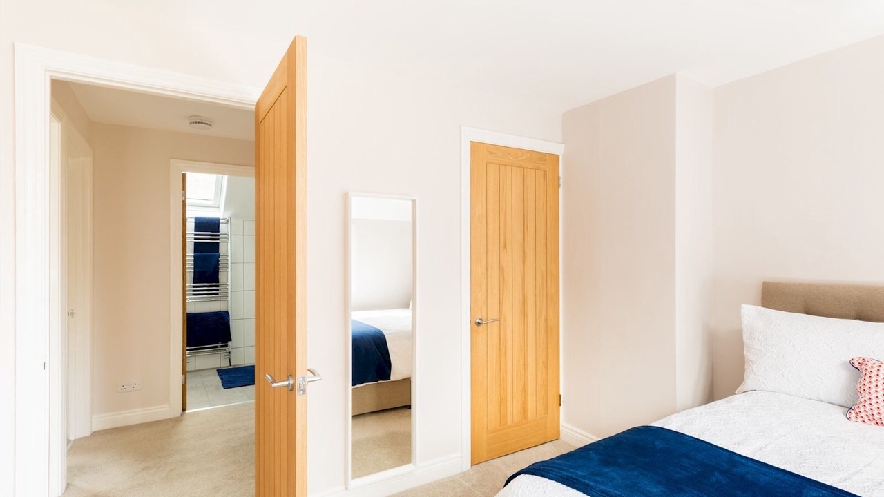 Photo of Bedroom in Leamington Spa