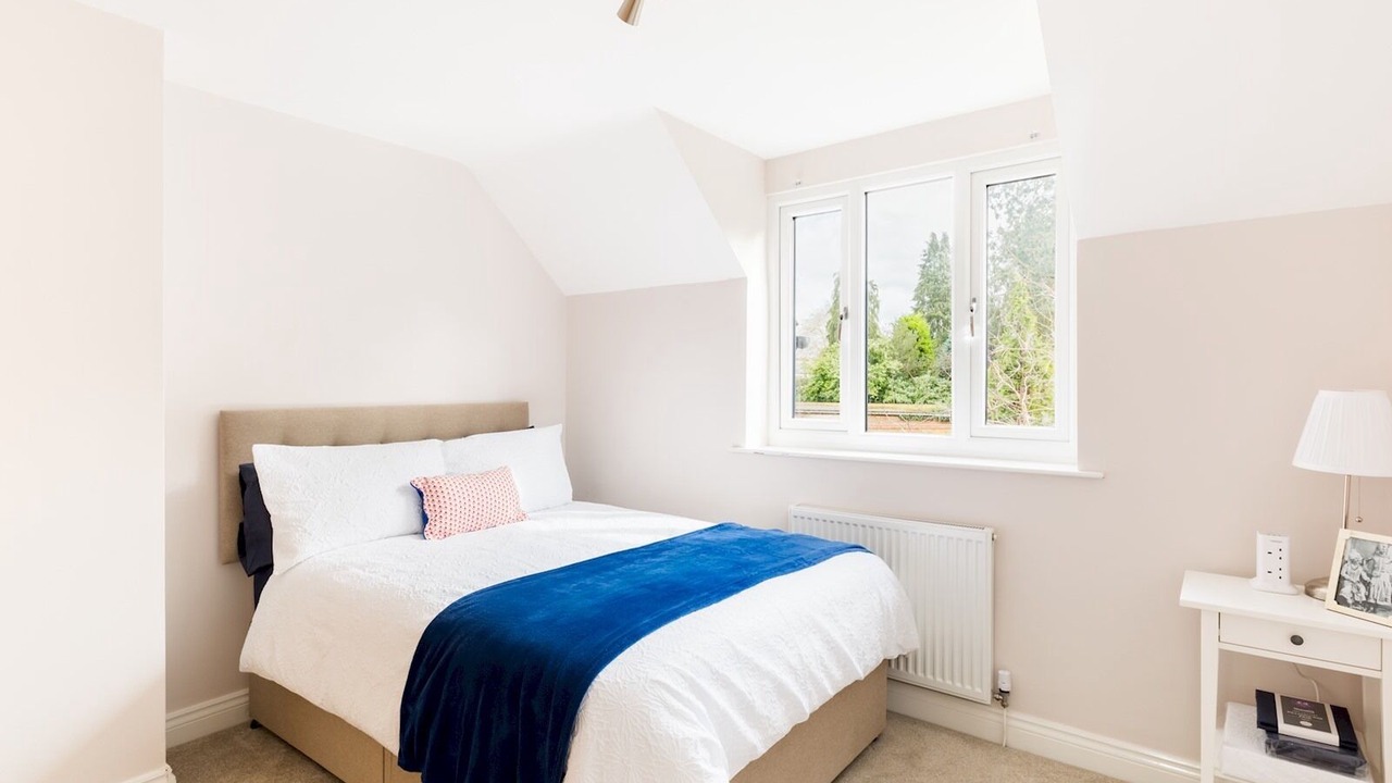 Photo of Bedroom in Leamington Spa