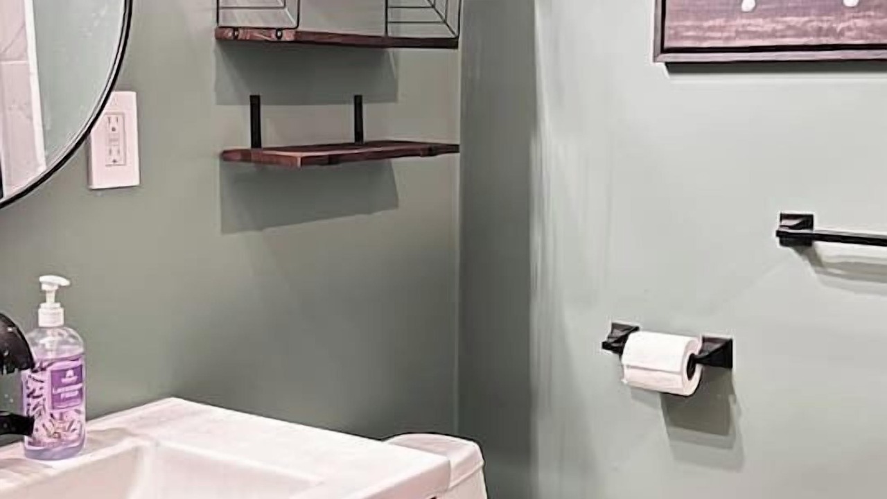 Photo of Bathroom in Lompoc