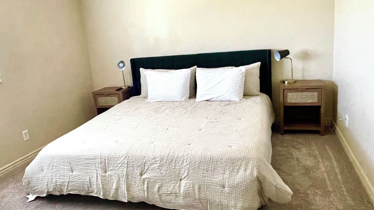Photo of Bedroom in Springville