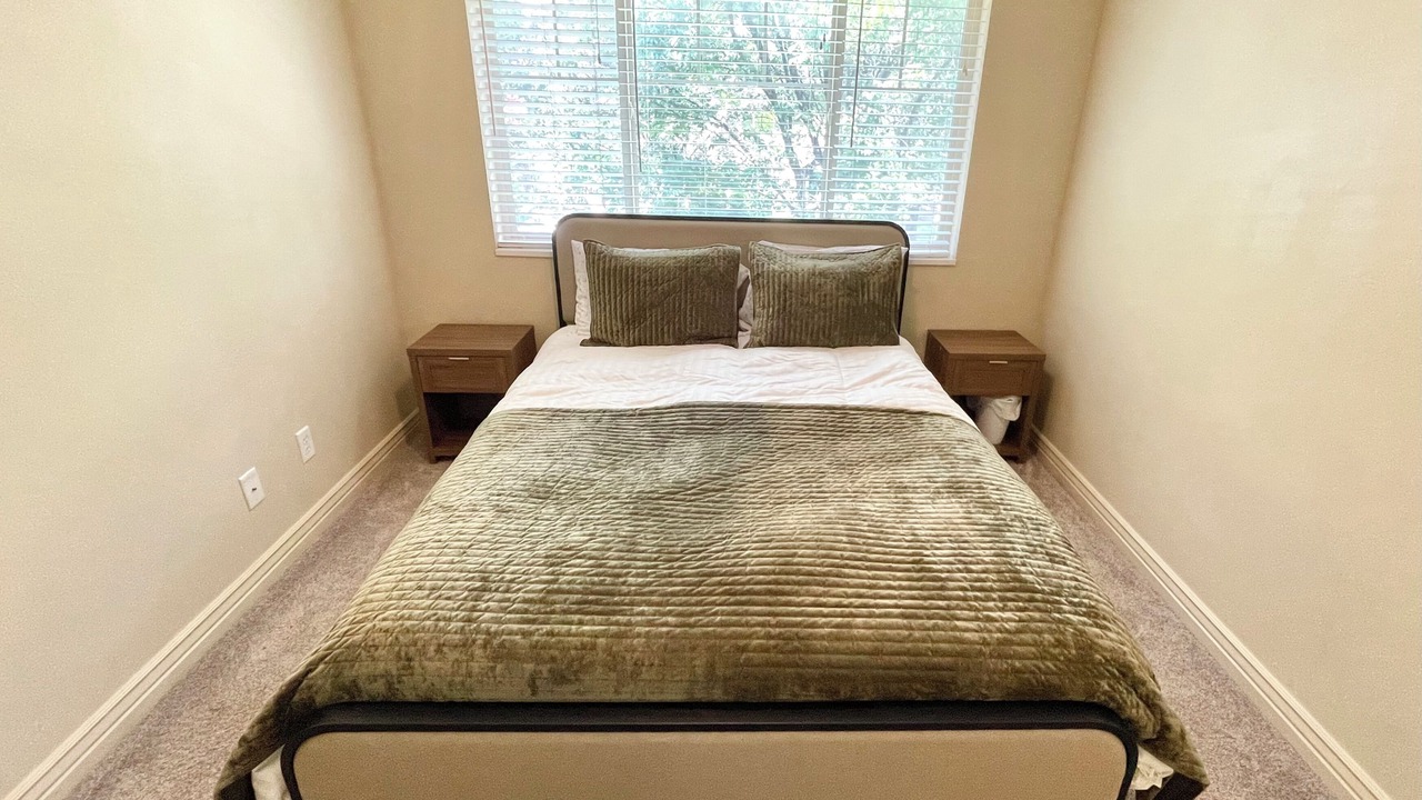 Photo of Bedroom in Springville