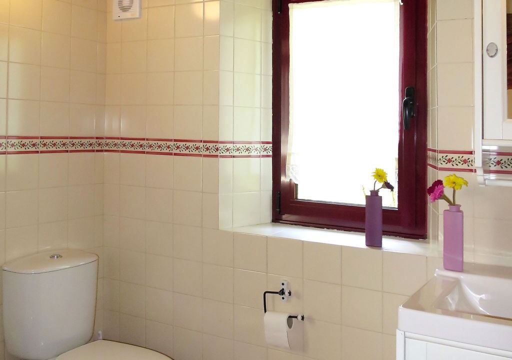 Photo of Bathroom in Cossourado