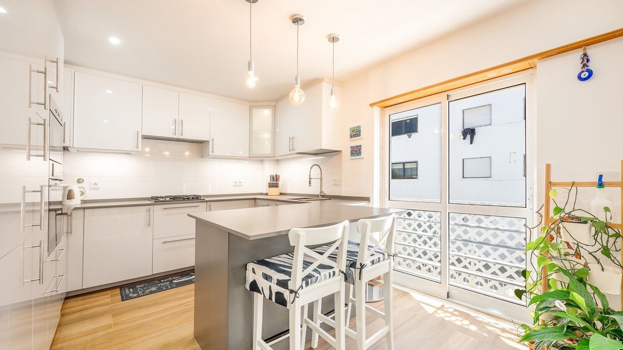 Photo of Kitchen in Carcavelos