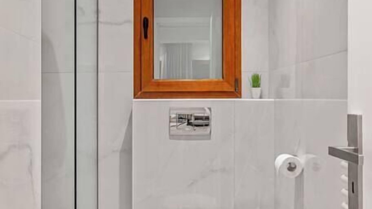Photo of Bathroom in Petaloudes