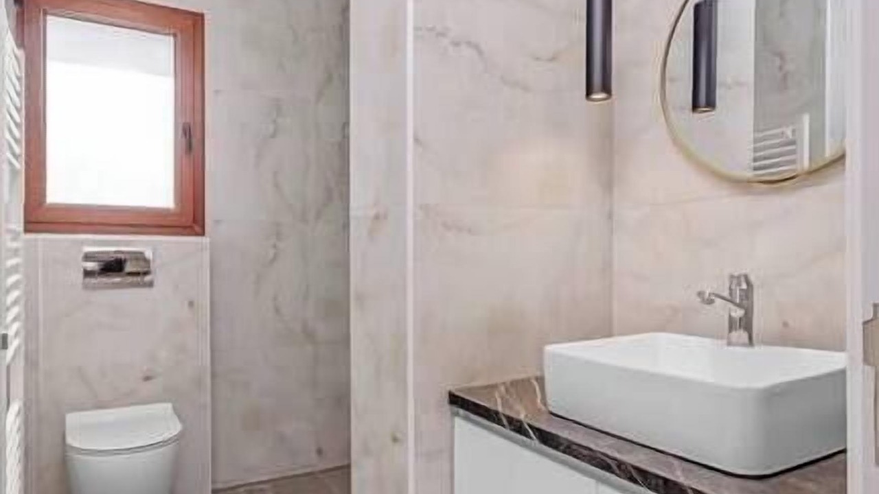 Photo of Bathroom in Petaloudes