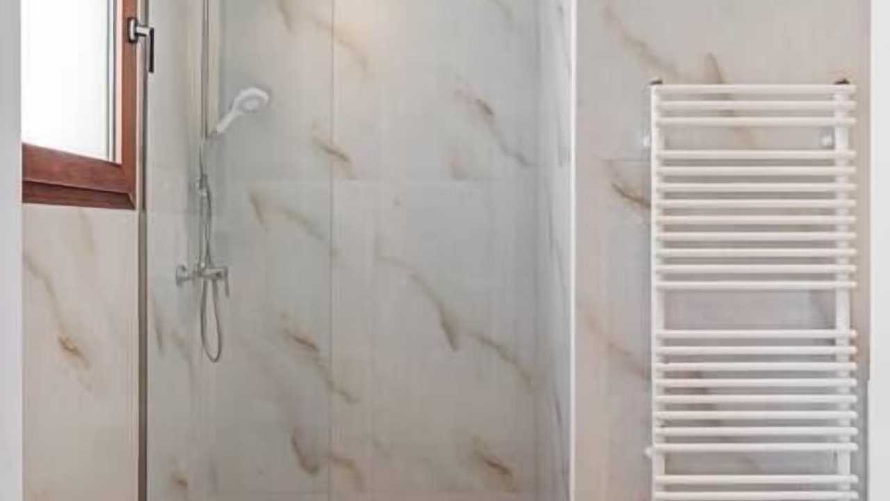 Photo of Bathroom in Petaloudes