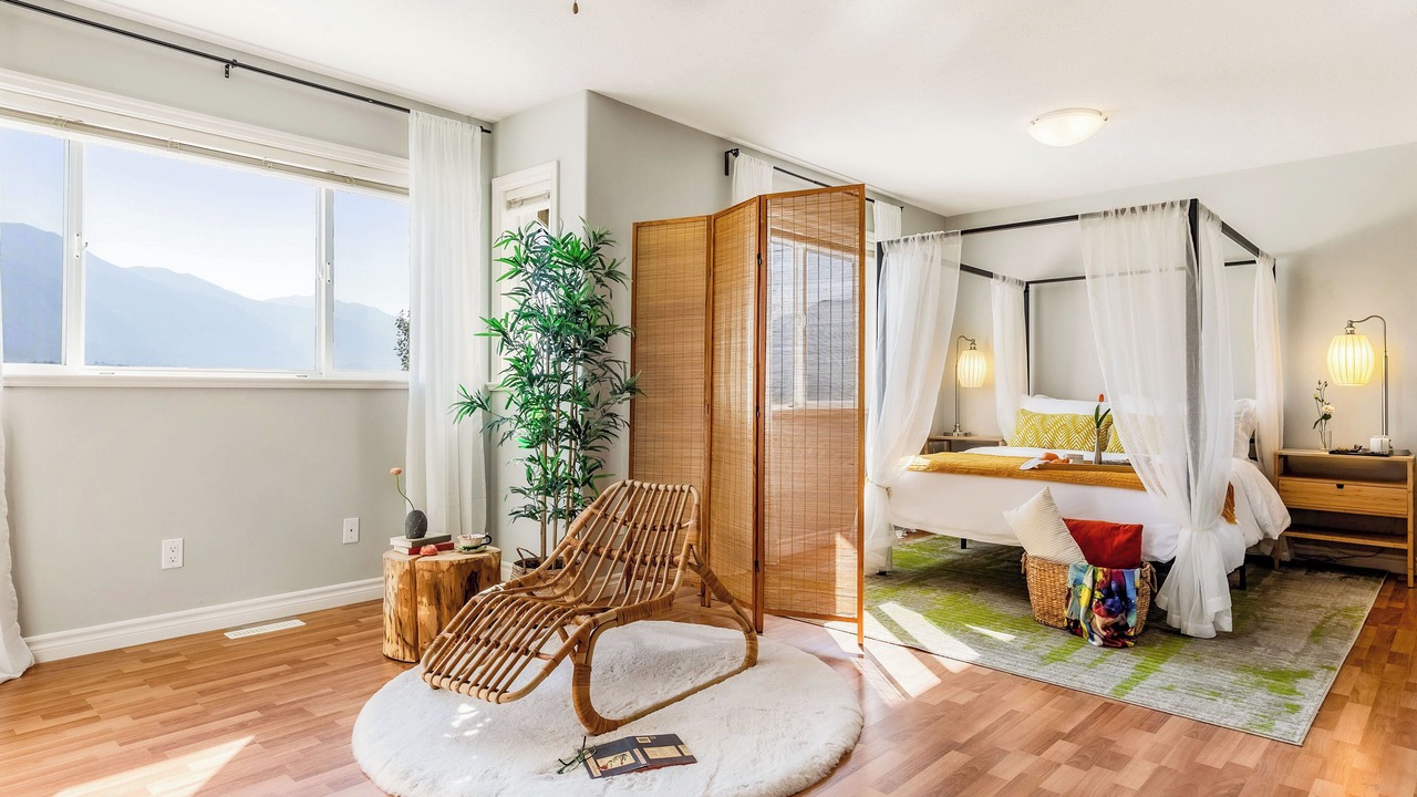 Photo of Bedroom in Promontory