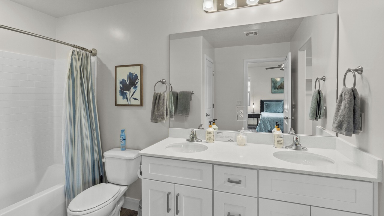 Photo of Bathroom in Ivins