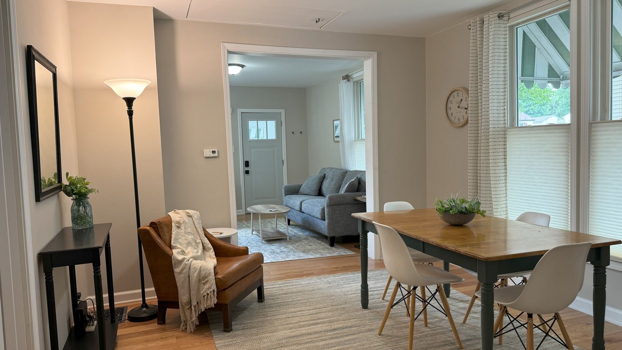 Photo of Livingroom in Bloomington