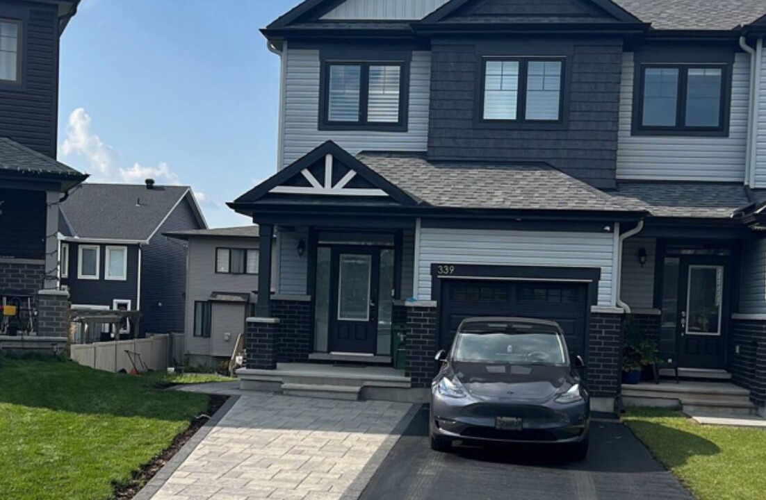 Photo of Outdoor in Ottawa Division