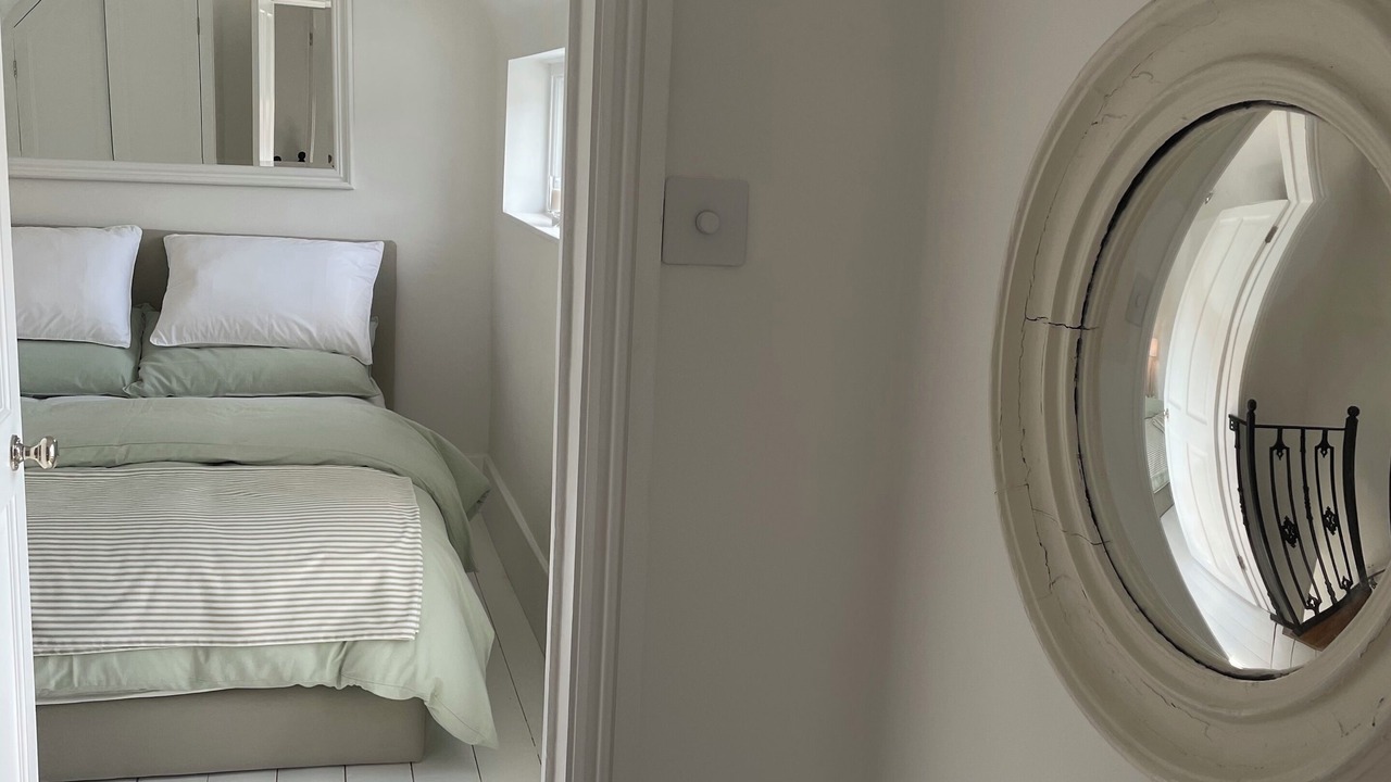 Photo of Bedroom in Shepperton