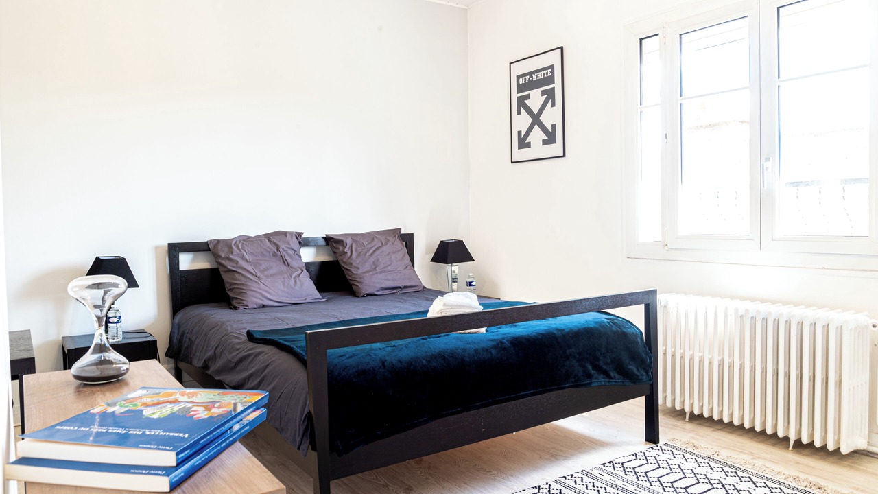 Photo of Bedroom in Jussieu