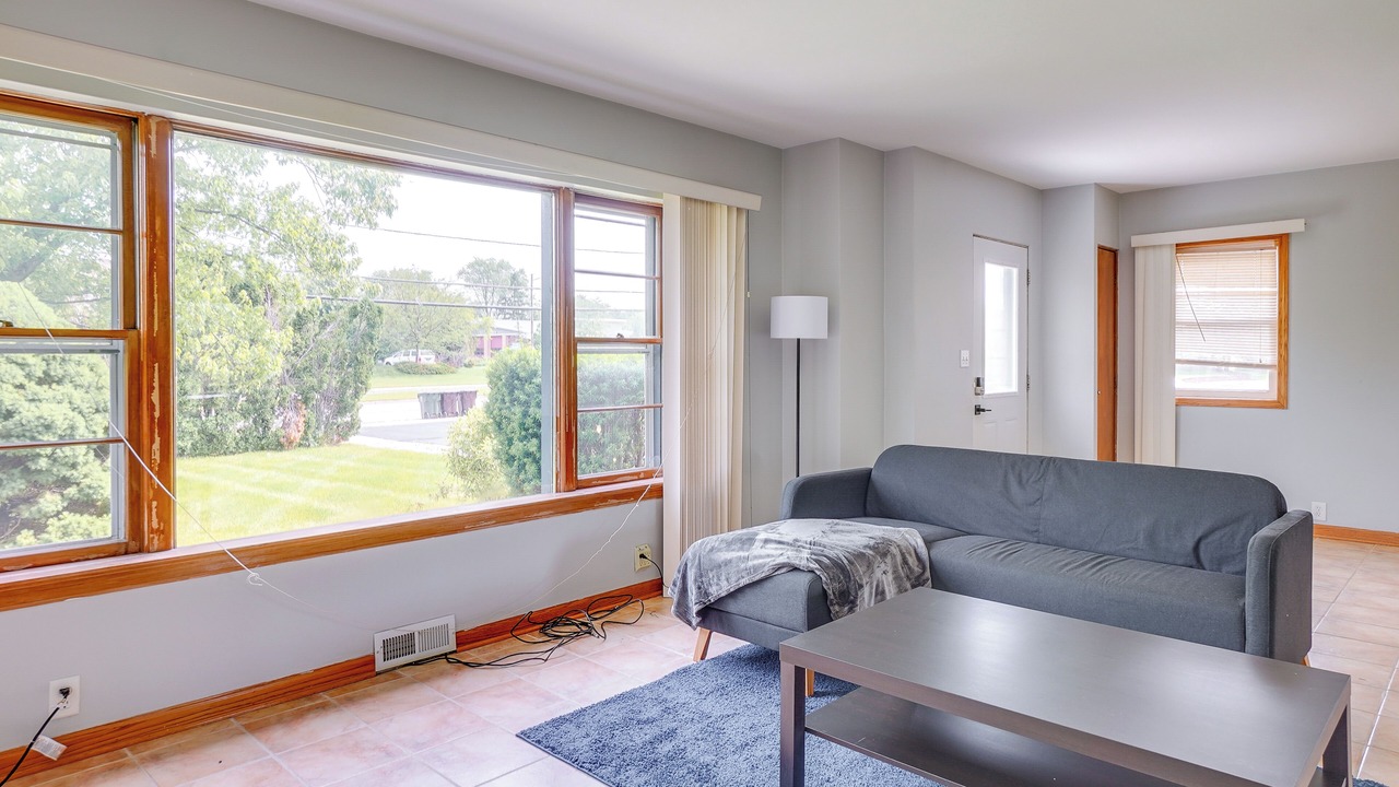 Photo of Livingroom in Brookfield