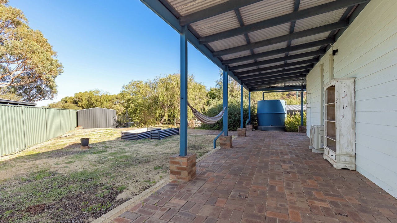 Photo of Patio Balcony in Preston Beach