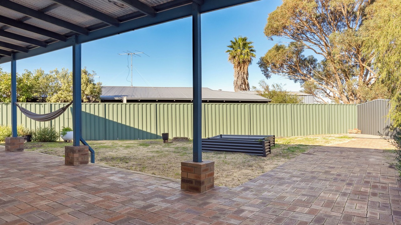 Photo of Patio Balcony in Preston Beach