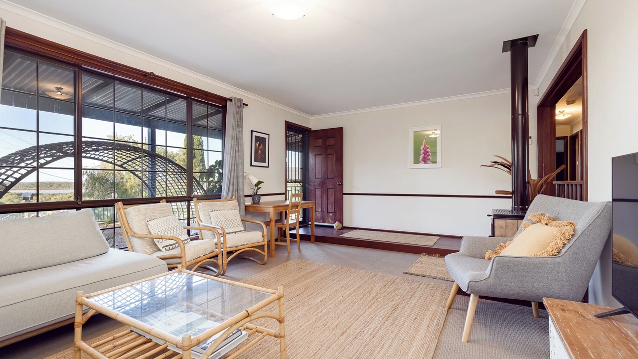 Photo of Livingroom in Preston Beach