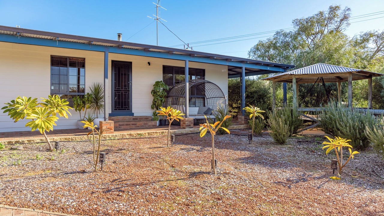 Photo of Patio Balcony in Preston Beach