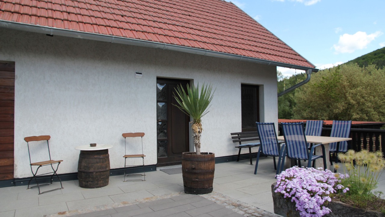 Photo of Outdoor in Melkers
