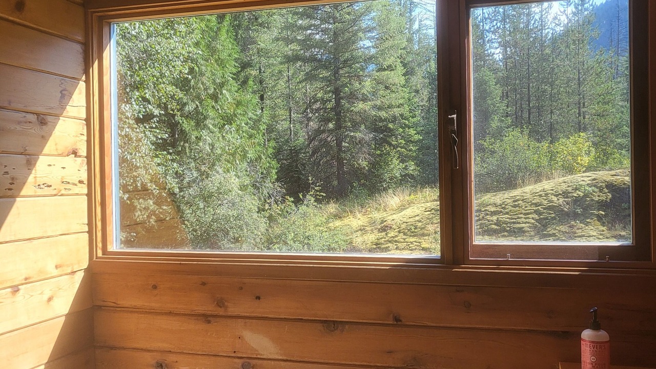 Photo of Bathroom in Salmo