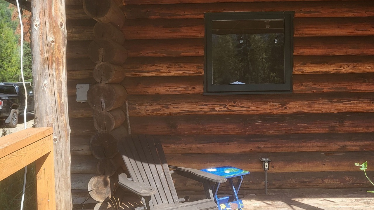 Photo of Patio Balcony in Salmo