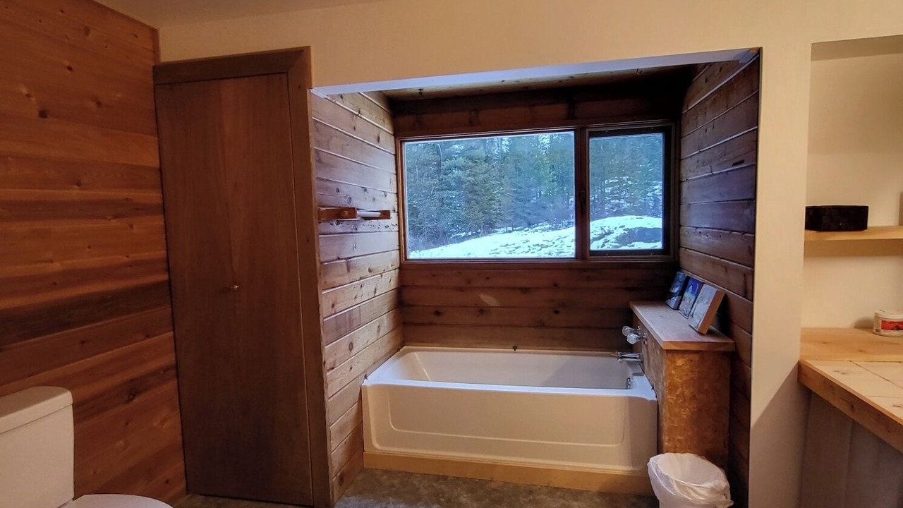 Photo of Bathroom in Salmo