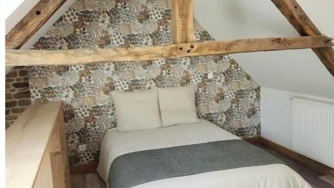 Photo of Bedroom in Pont-Bellanger