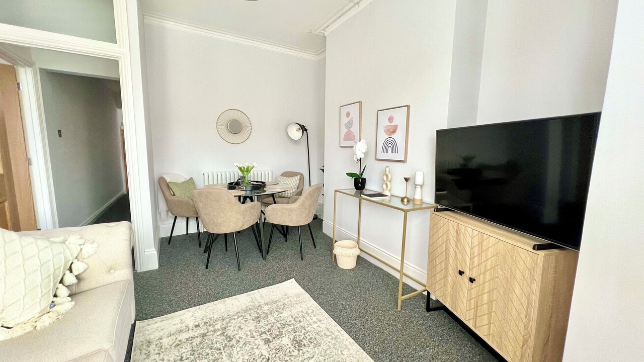 Photo of Livingroom in Uplands