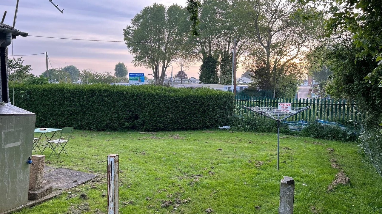 Photo of Outdoor in Warden