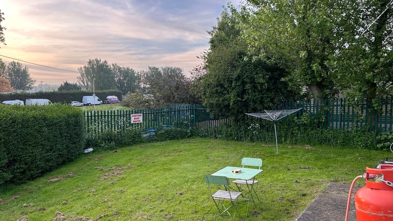 Photo of Outdoor in Warden