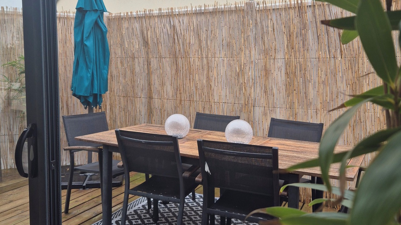 Photo of Outdoor in Escoville