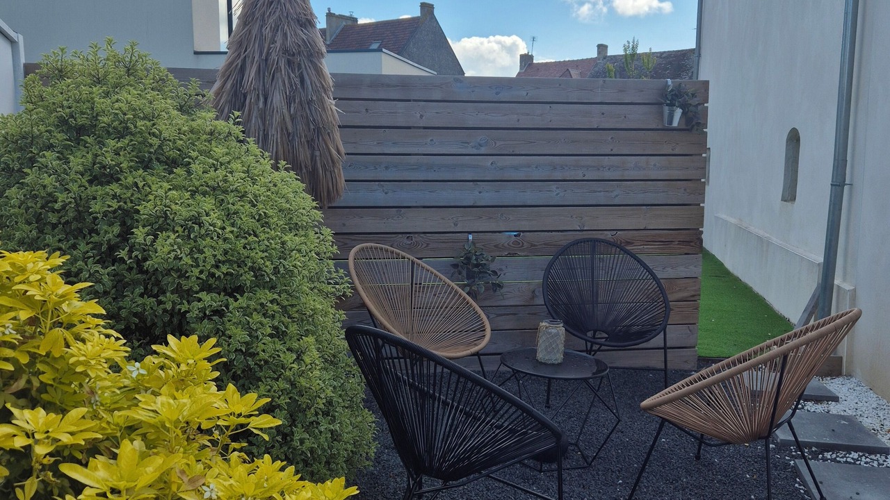 Photo of Patio Balcony in Escoville